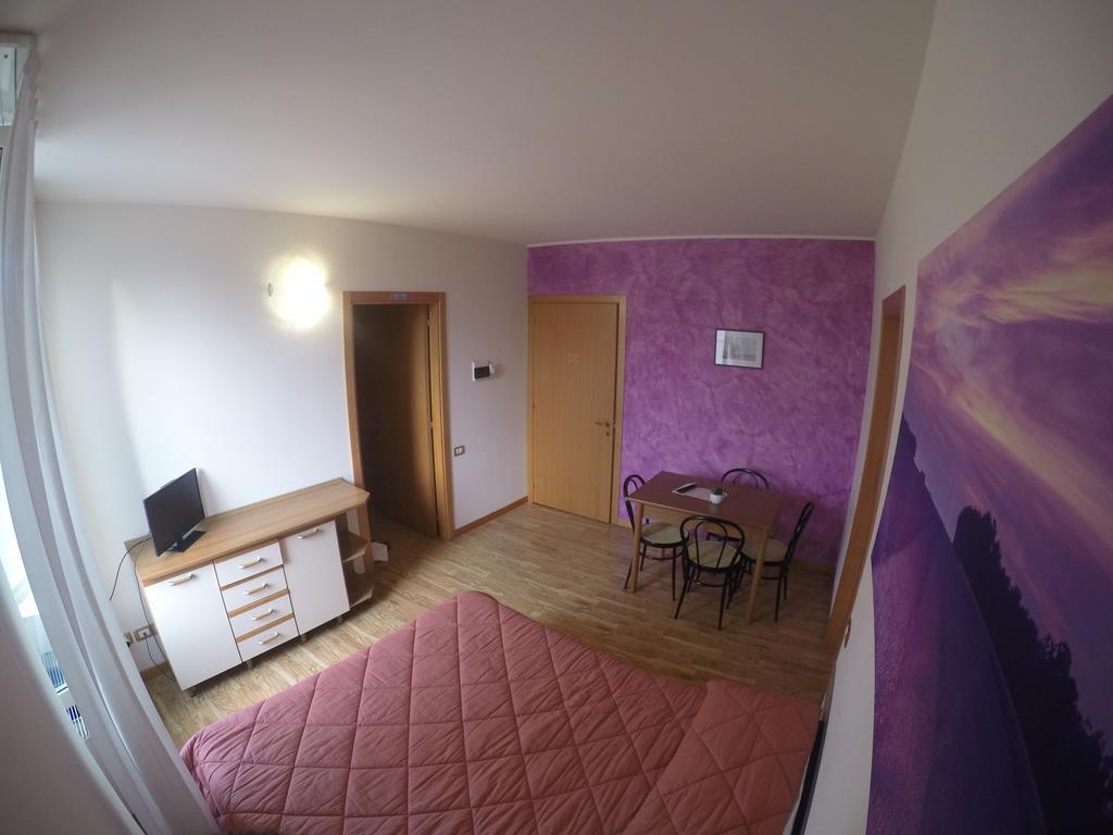 Hotel 2000 Fabriano Eksteriør billede